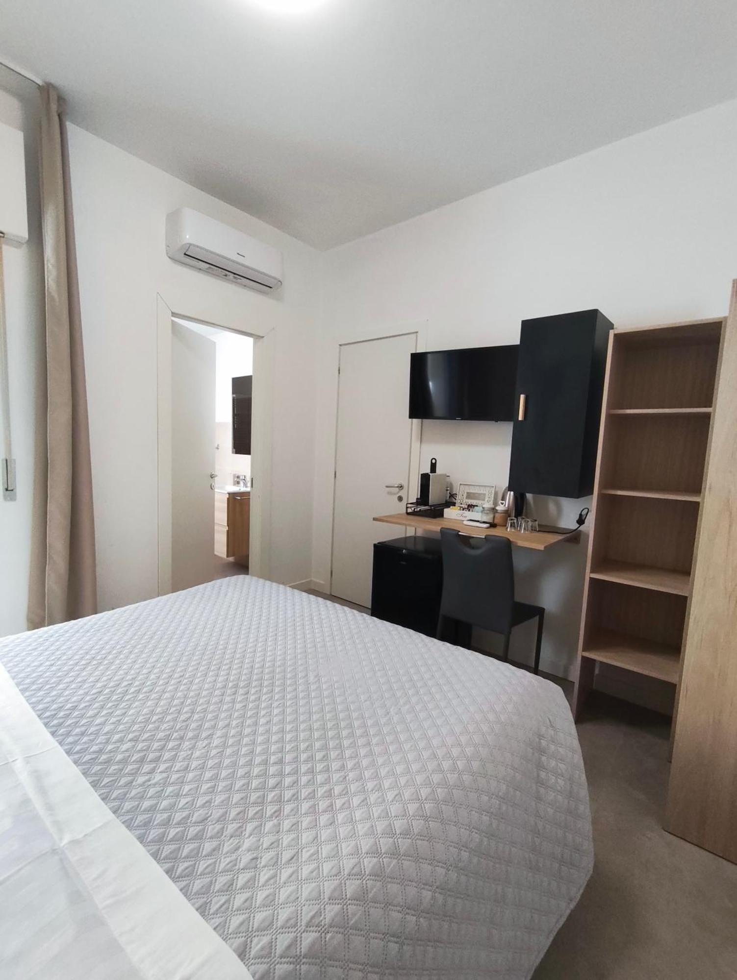 Marysel Rooms 奧爾比亞 外观 照片
