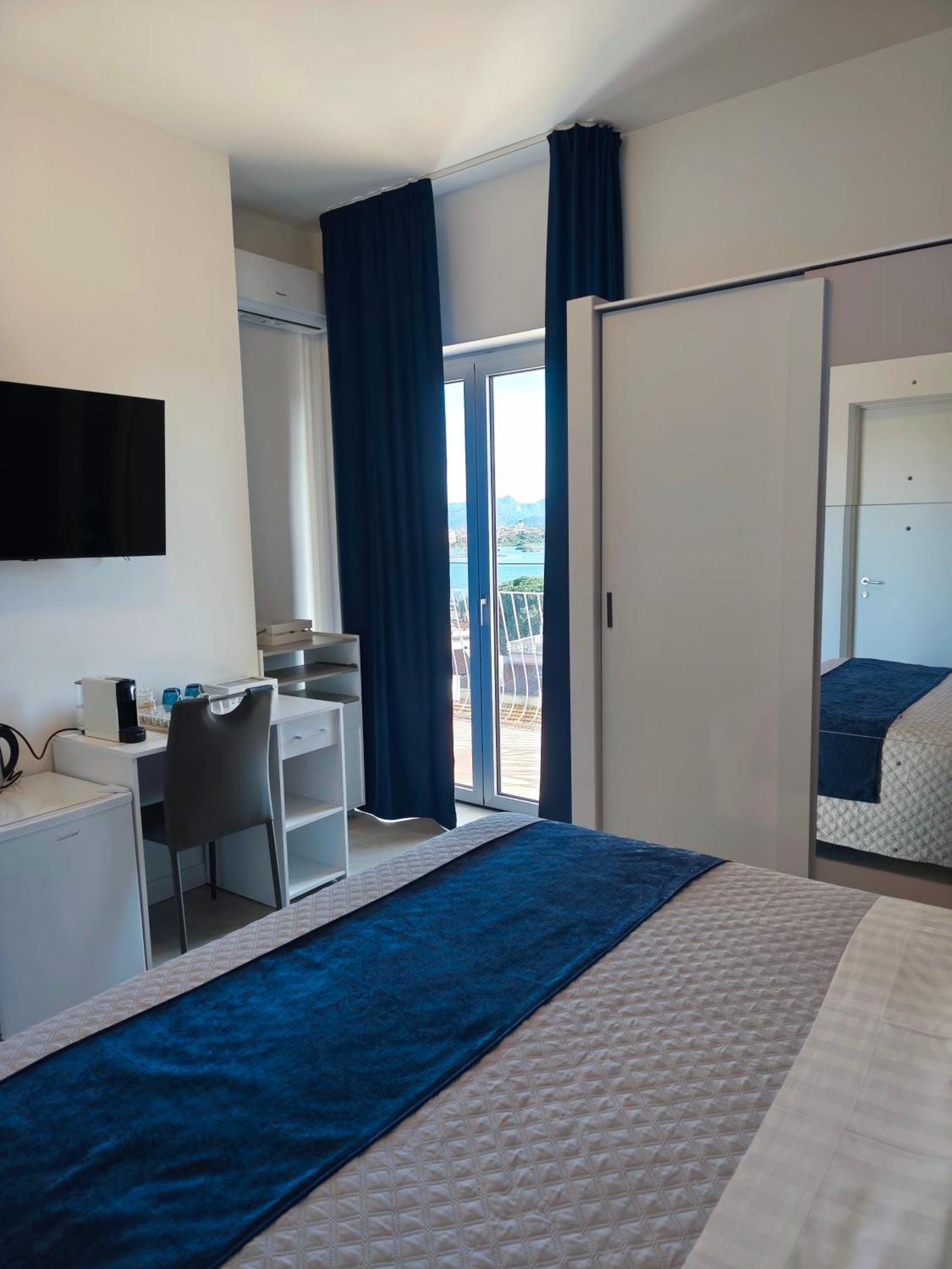 Marysel Rooms 奧爾比亞 外观 照片